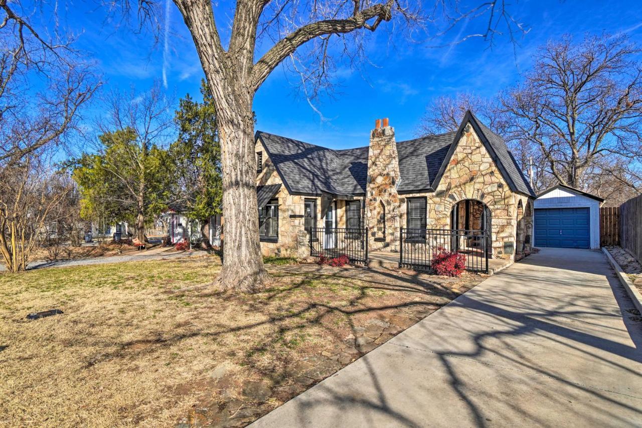 Lawton Home About 5 Mi To Fort Sill! Exterior photo